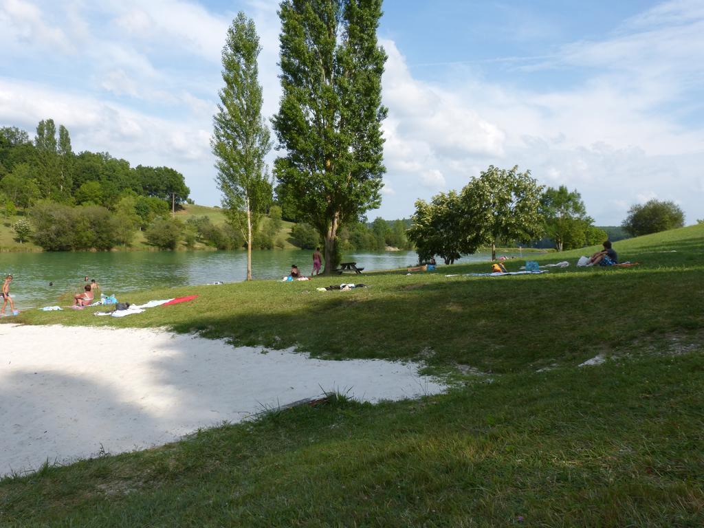 Вилла D'Est En Ouest Montcuq Номер фото